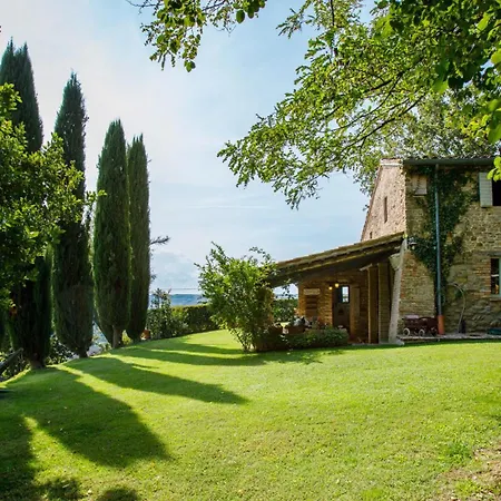 Casalina 8, Emma Villa